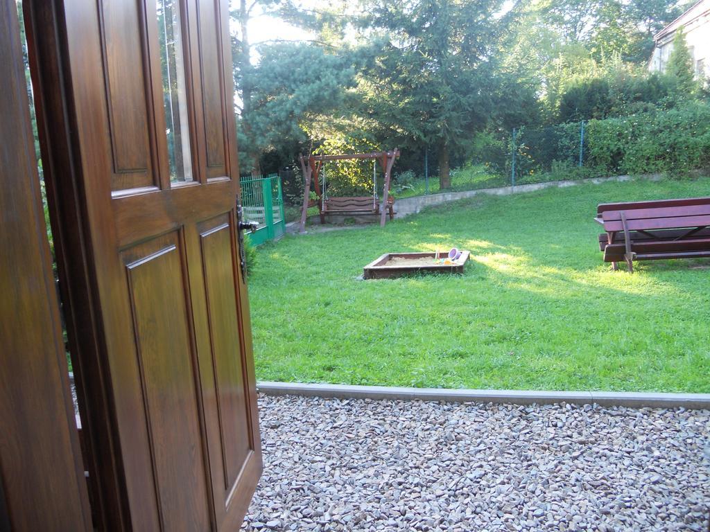 Villa Dwor W Boleniu Esterno foto